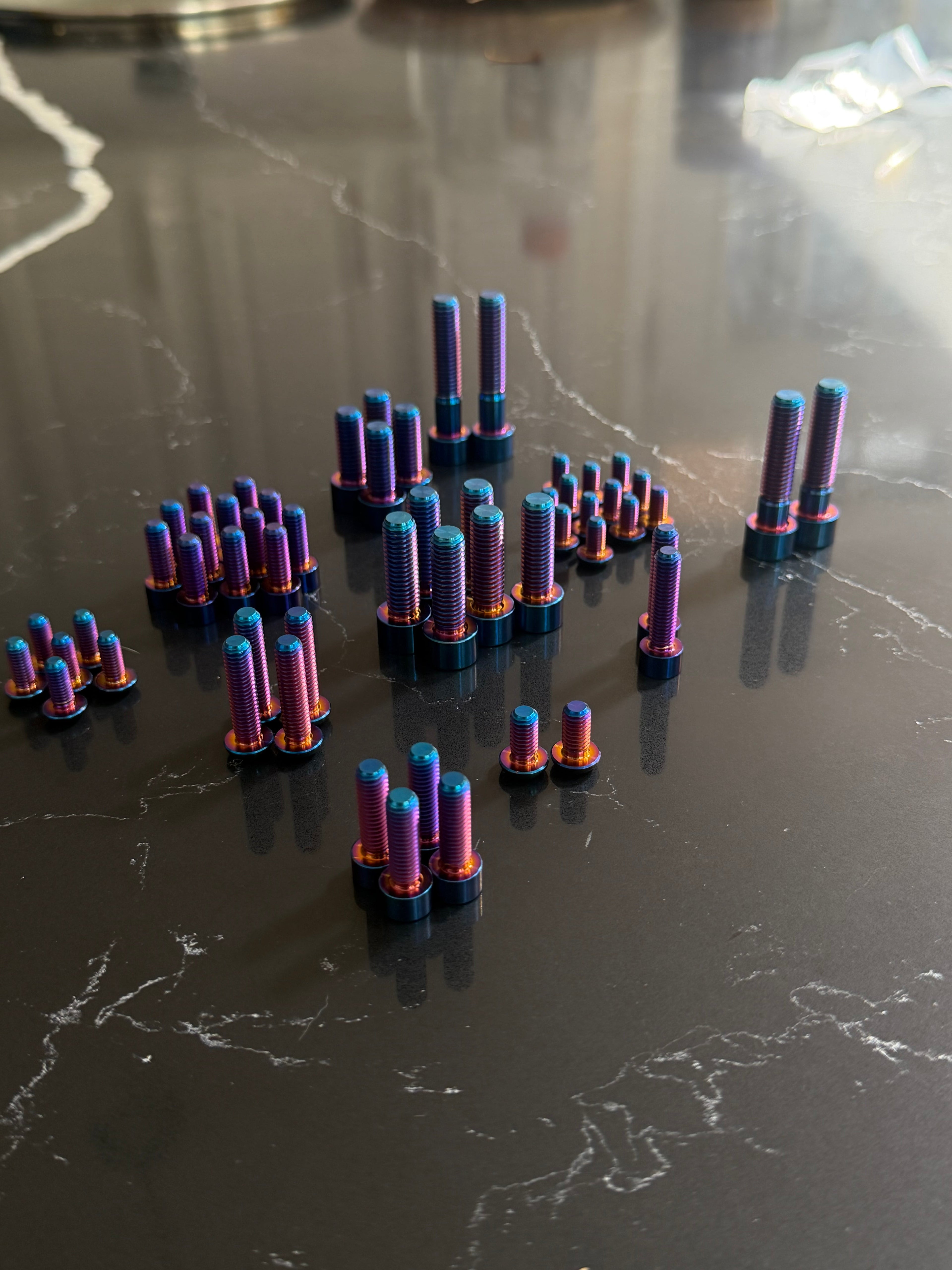 Tuttio Titanium Bolt Kit